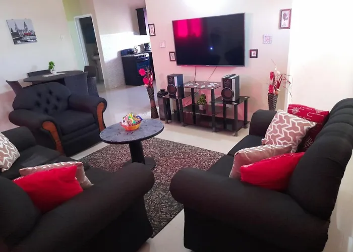 Loodik Vacation Home Brompton Manor